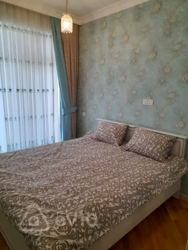 Kirayə verilir 3 otaqlı yeni tikili 110 m²