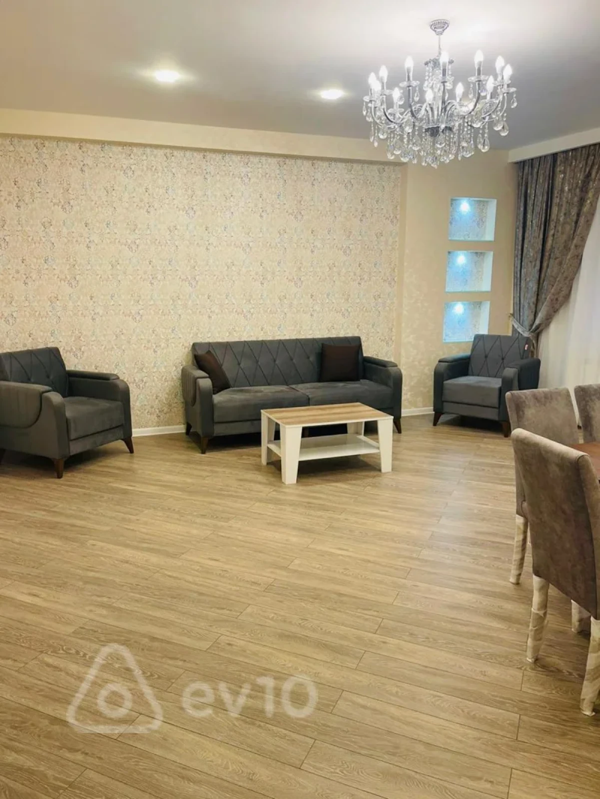 Kirayə verilir 3 otaqlı yeni tikili 110 m²
