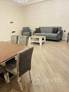 Kirayə verilir 3 otaqlı yeni tikili 110 m²