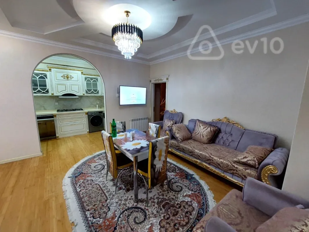 Kirayə verilir 4 otaqlı yeni tikili 120 m²