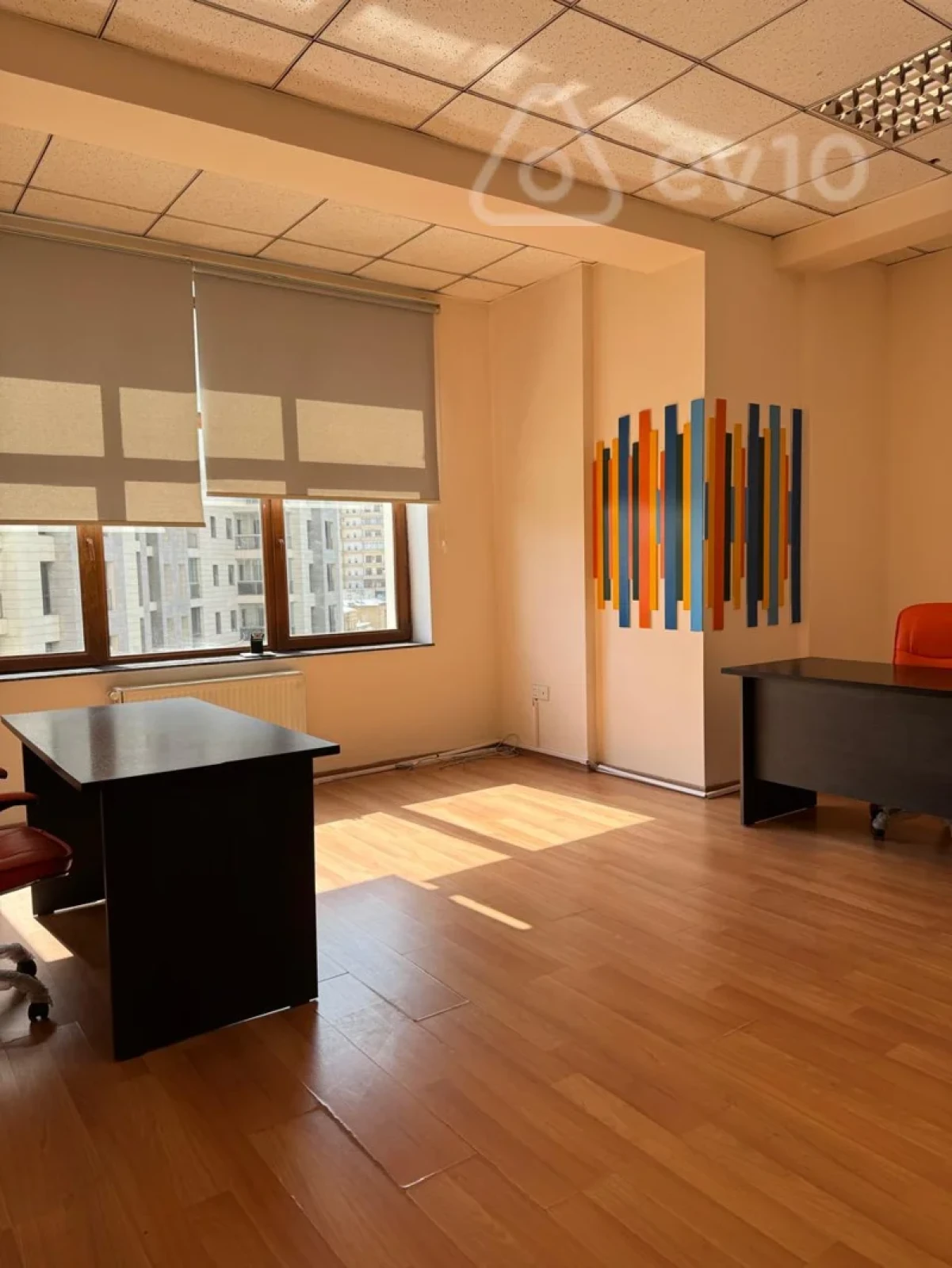 Kirayə verilir 5 otaqlı ofis 230 m²