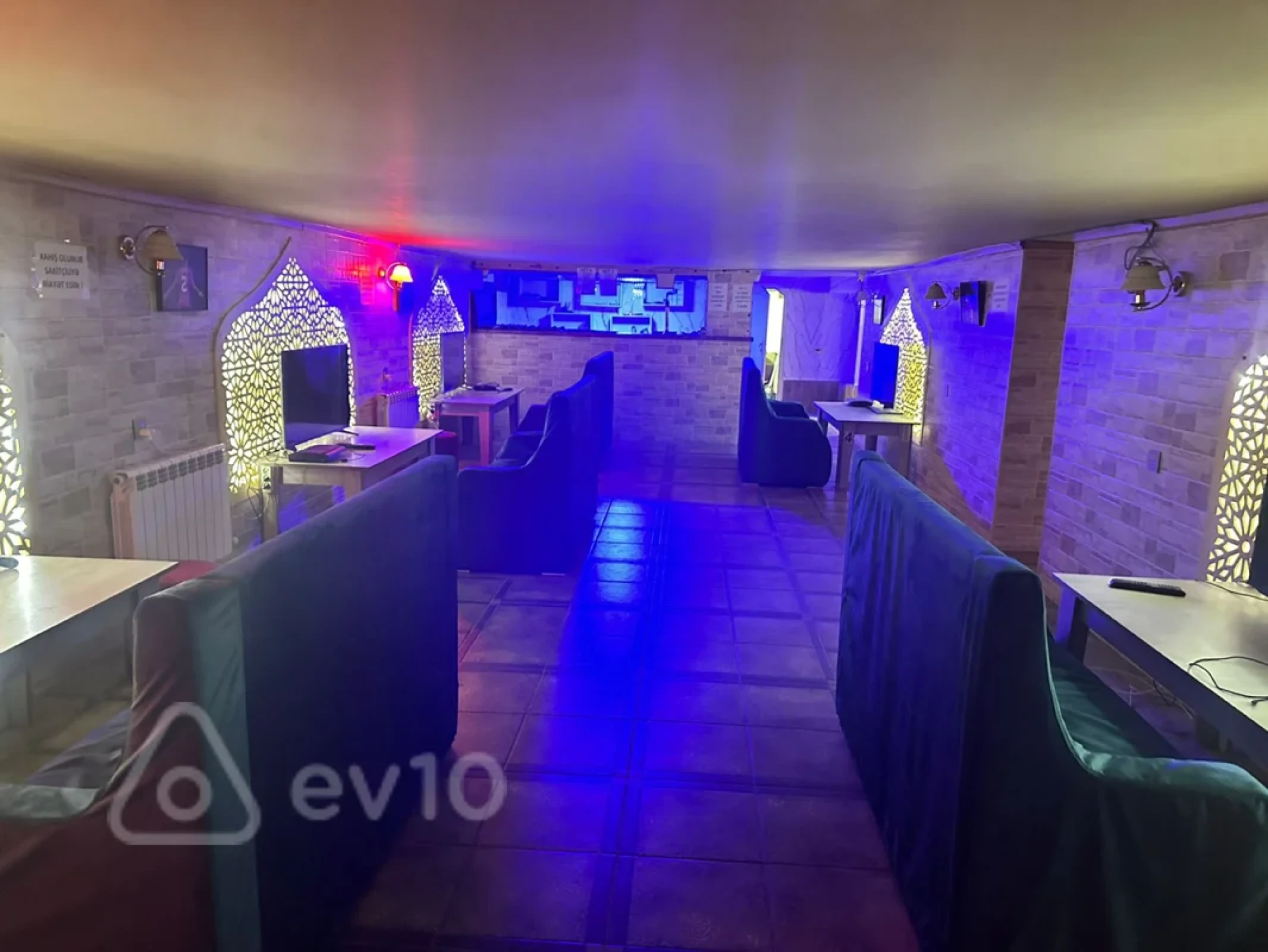 Satılır mənzil 154 m²