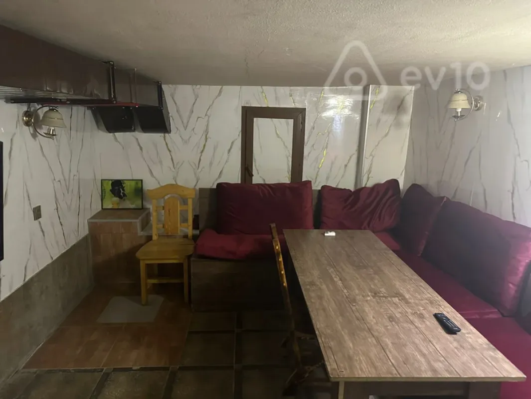 Satılır mənzil 154 m²