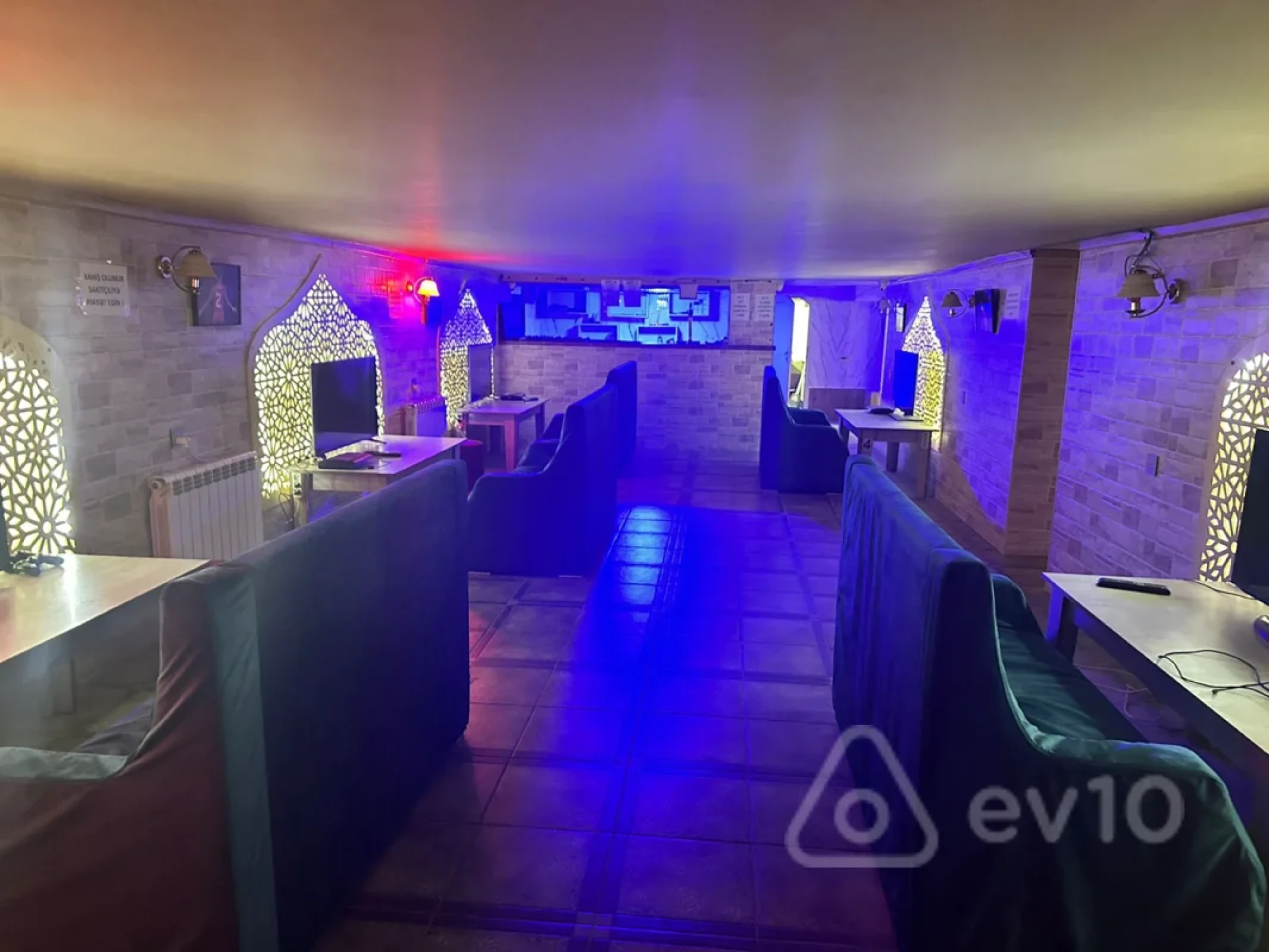 Satılır mənzil 154 m²