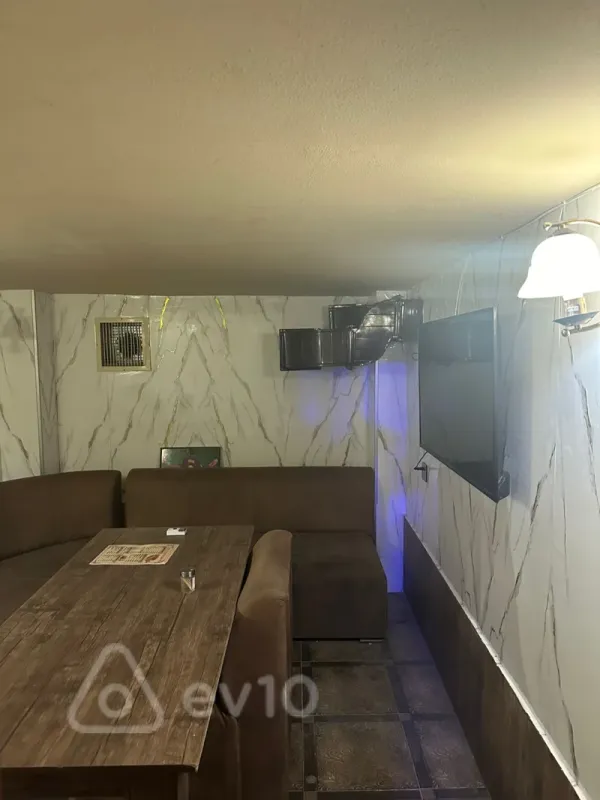 Satılır mənzil 154 m²