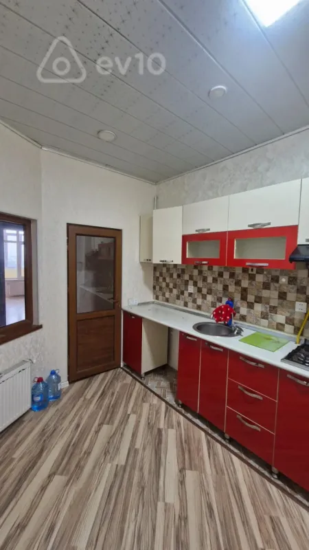 Kirayə verilir 2 otaqlı yeni tikili 60 m²