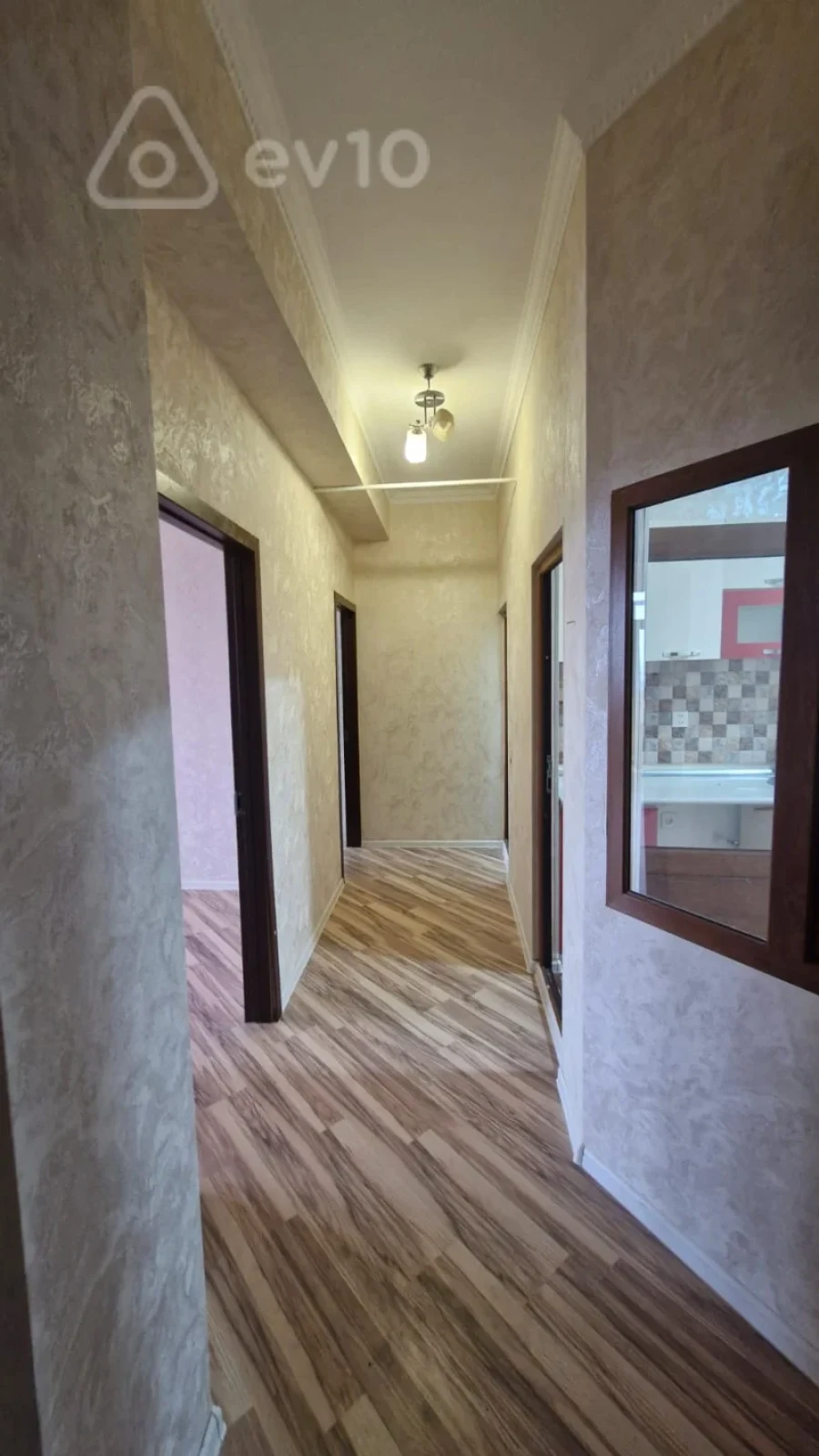 Kirayə verilir 2 otaqlı yeni tikili 60 m²
