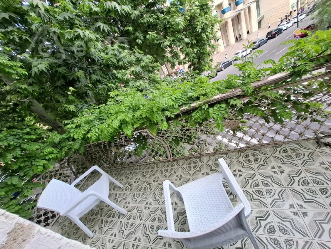 Satılır 3 otaqlı köhnə tikili 75 m²