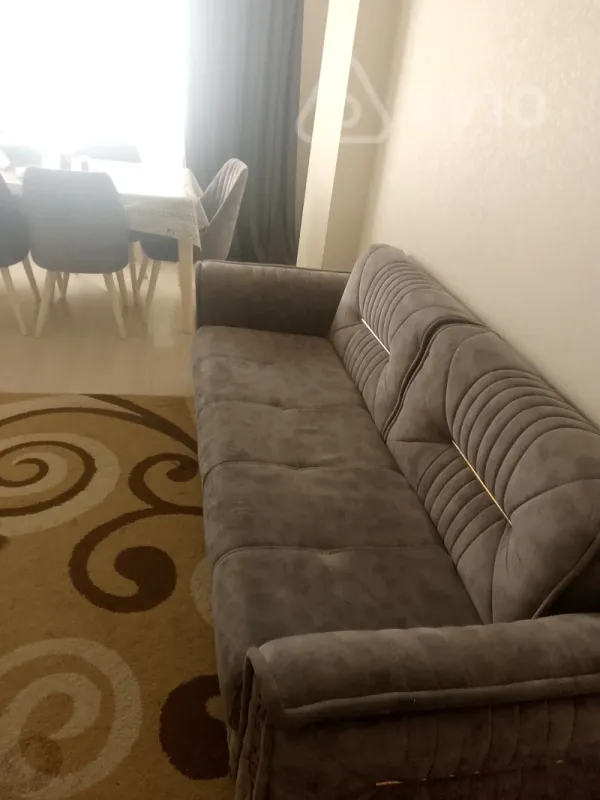 Kirayə verilir 2 otaqlı yeni tikili 70 m²