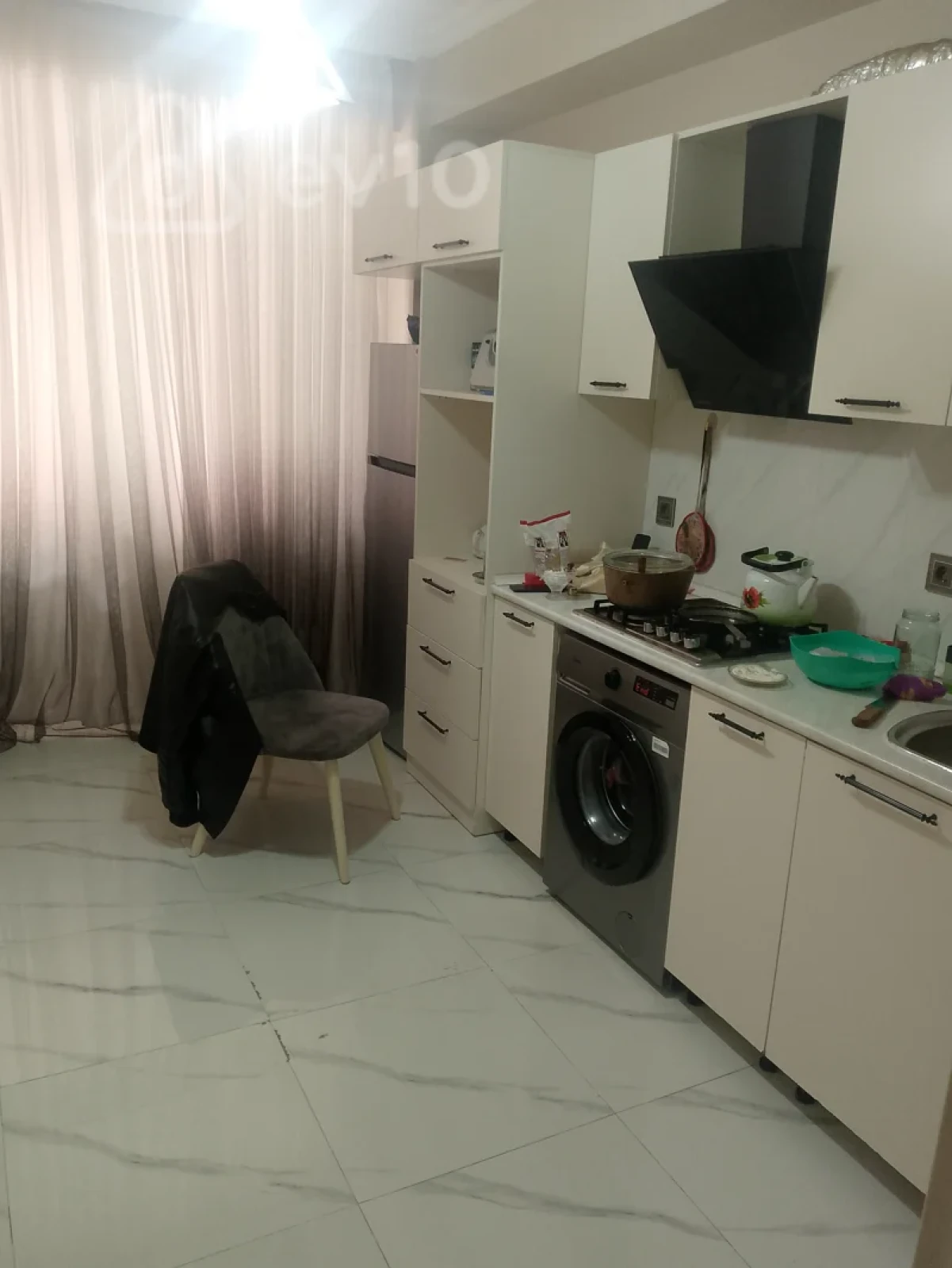 Kirayə verilir 2 otaqlı yeni tikili 70 m²