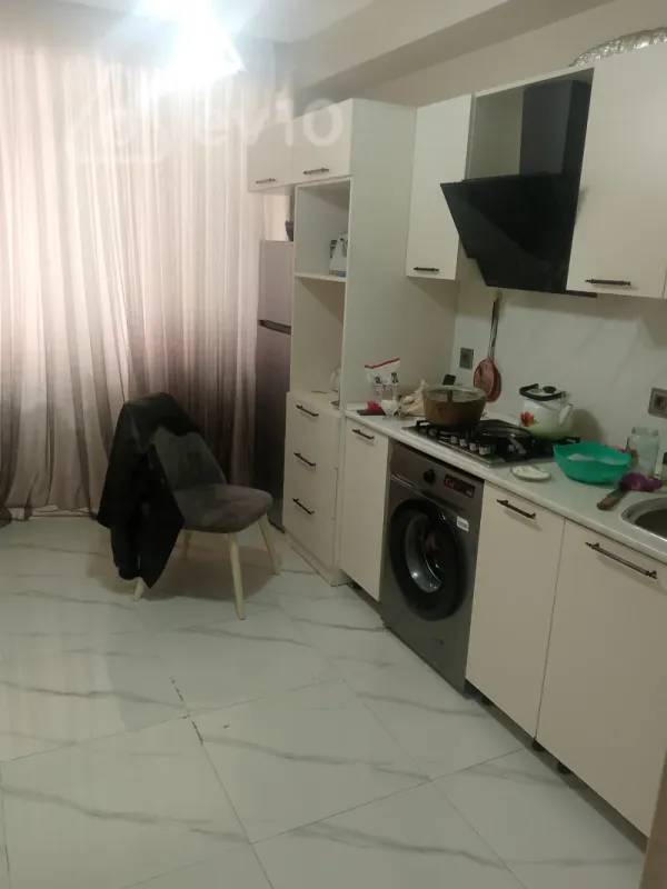 Kirayə verilir 2 otaqlı yeni tikili 70 m²