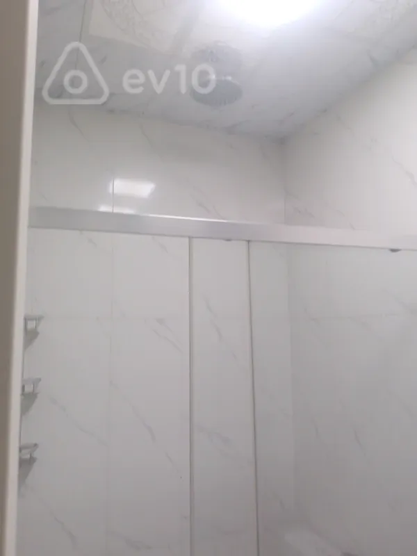 Kirayə verilir 2 otaqlı yeni tikili 70 m²