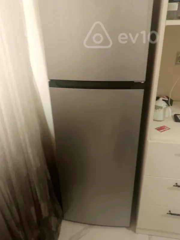 Kirayə verilir 2 otaqlı yeni tikili 70 m²