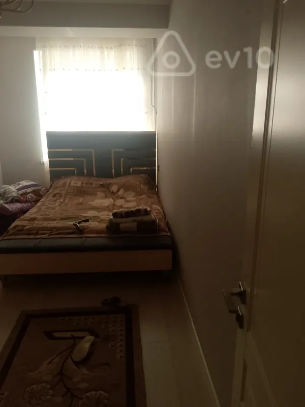 Kirayə verilir 2 otaqlı yeni tikili 70 m²