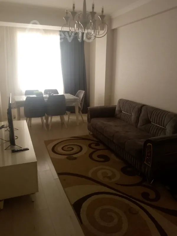 Kirayə verilir 2 otaqlı yeni tikili 70 m²