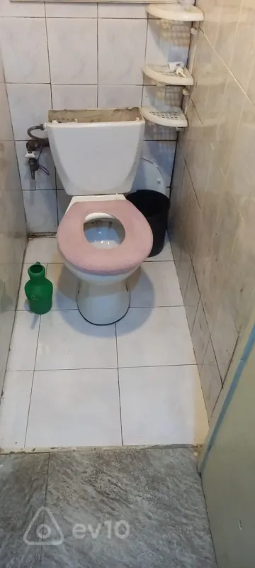 Kirayə verilir 2 otaqlı köhnə tikili 58 m²