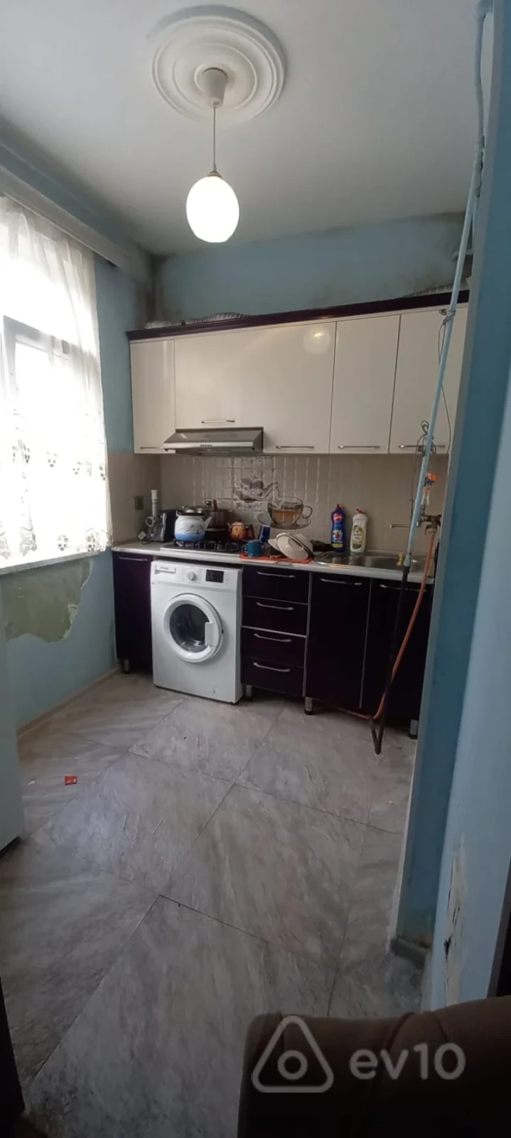Kirayə verilir 2 otaqlı köhnə tikili 58 m²