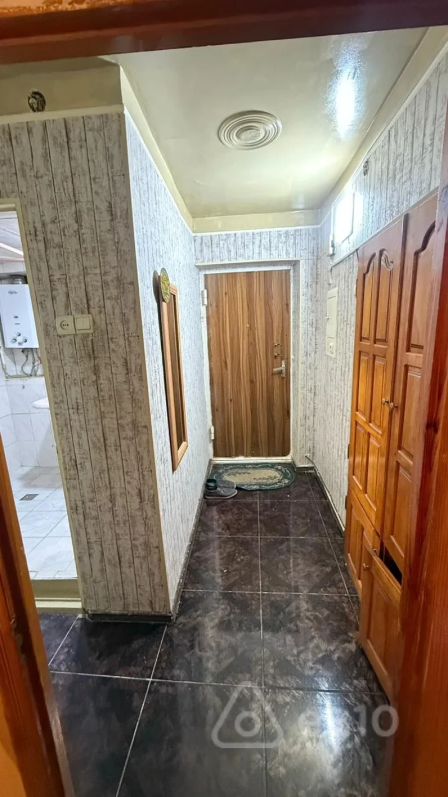 Kirayə verilir 2 otaqlı köhnə tikili 60 m²