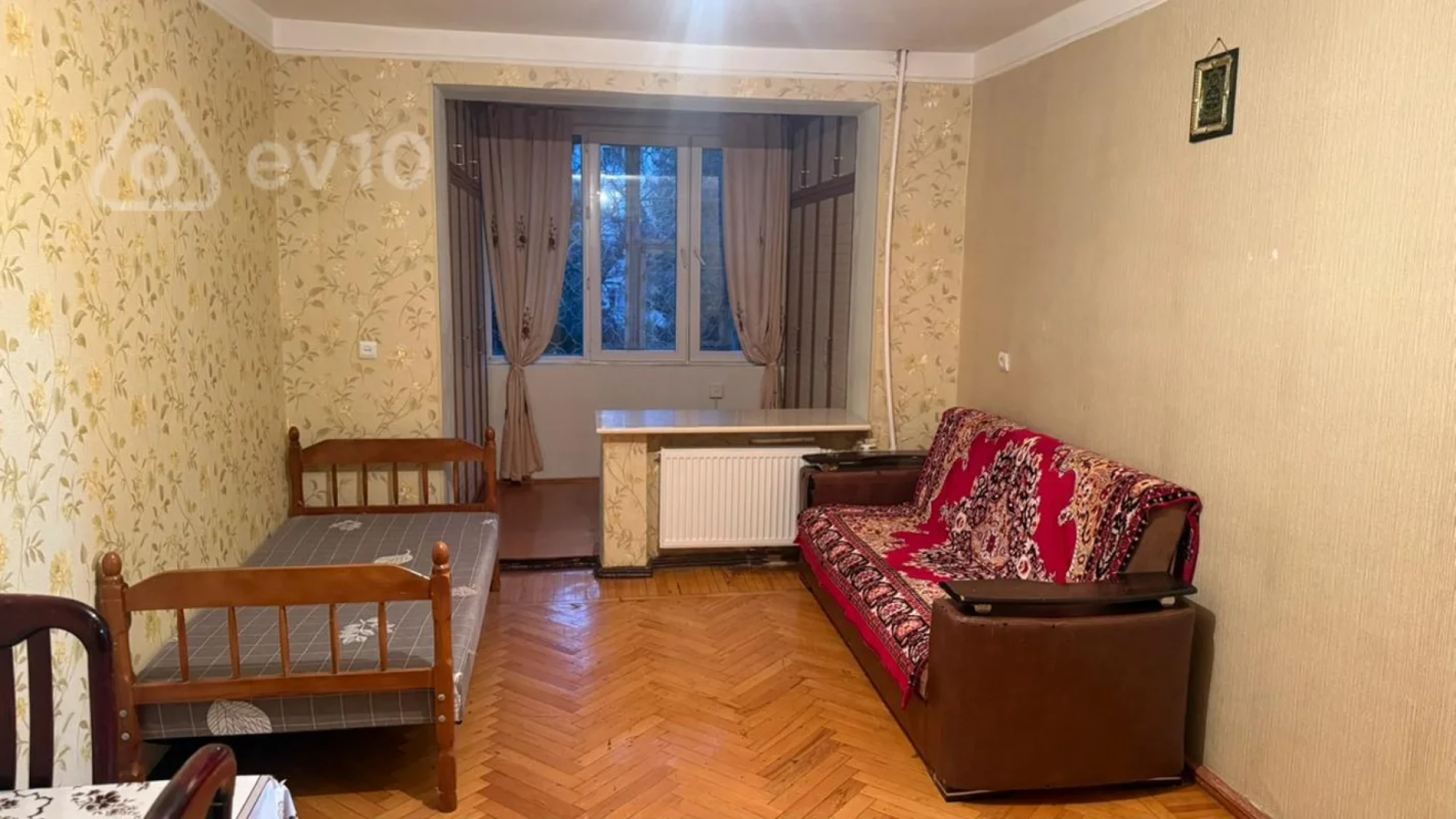Kirayə verilir 2 otaqlı köhnə tikili 60 m²
