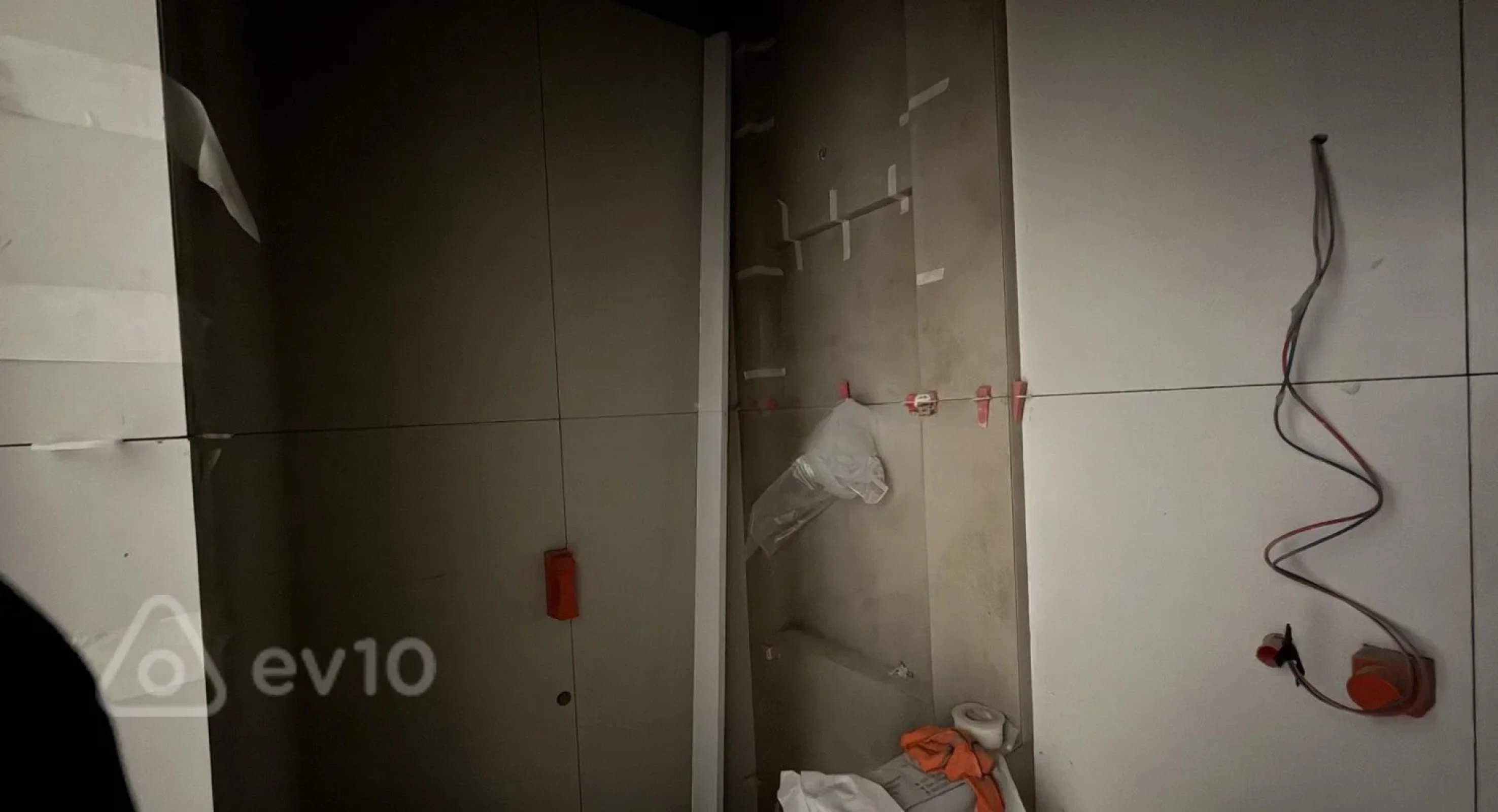 Satılır 2 otaqlı yeni tikili 60 m²