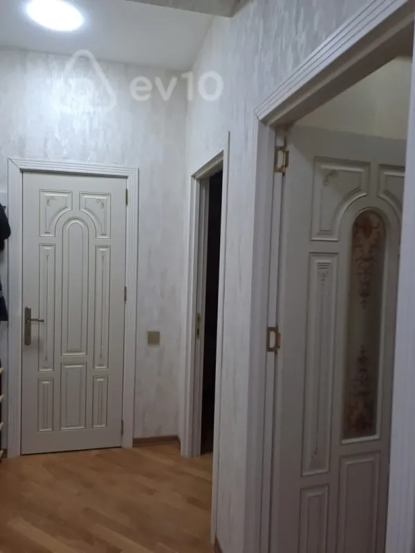 Kirayə verilir 2 otaqlı yeni tikili 57 m²