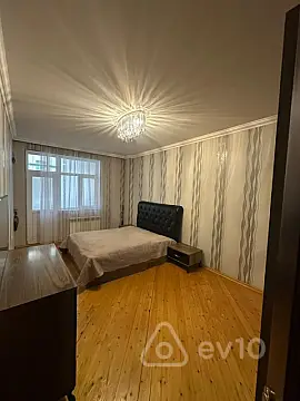 Satılır 3 otaqlı yeni tikili 128 m²