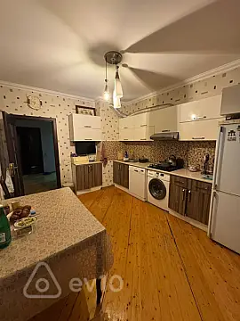 Satılır 3 otaqlı yeni tikili 128 m²