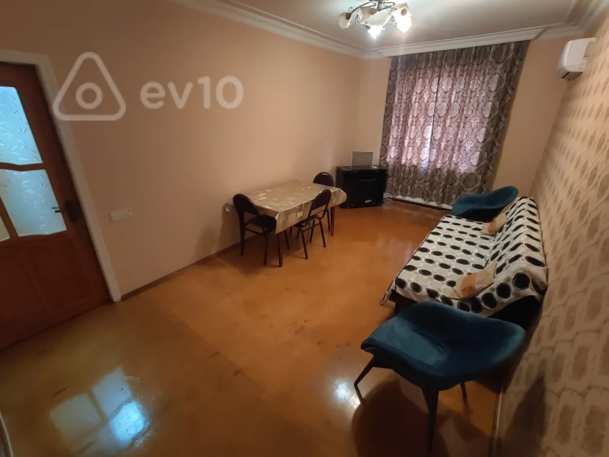 Kirayə verilir 2 otaqlı yeni tikili 50 m²