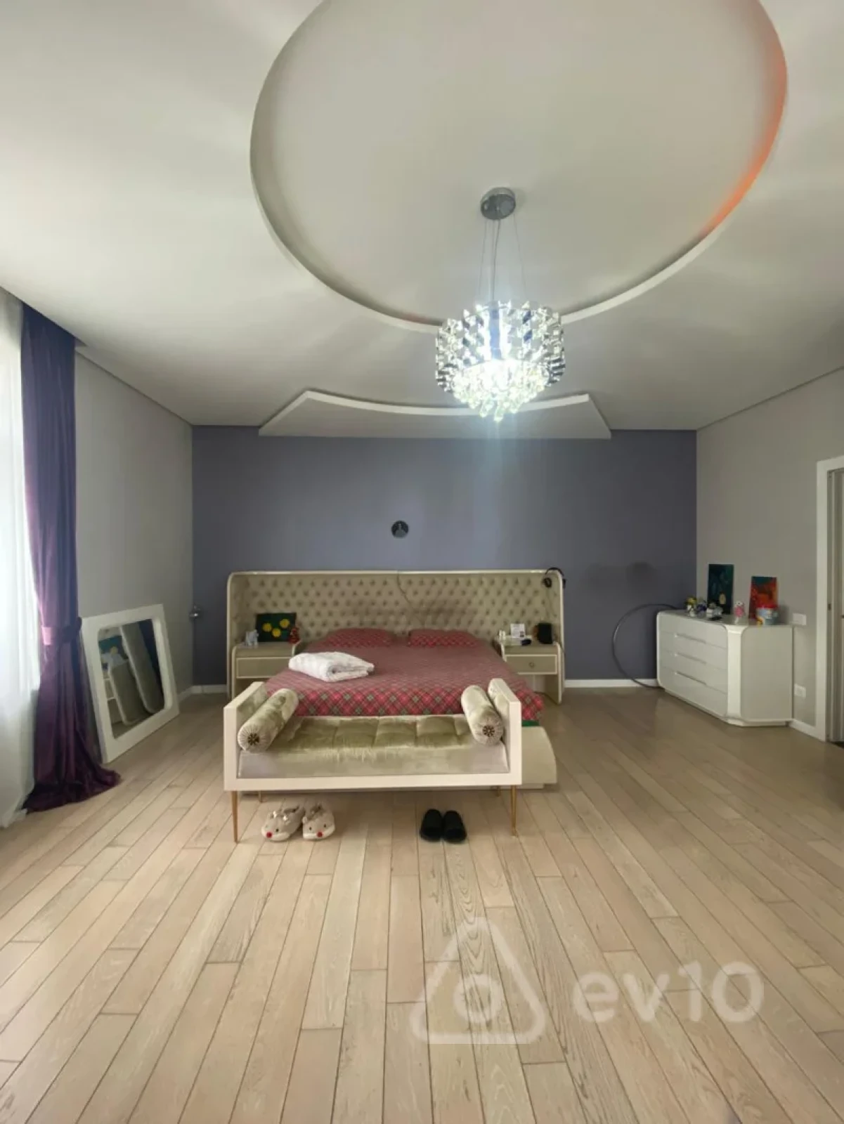Satılır 3 otaqlı yeni tikili 160 m²