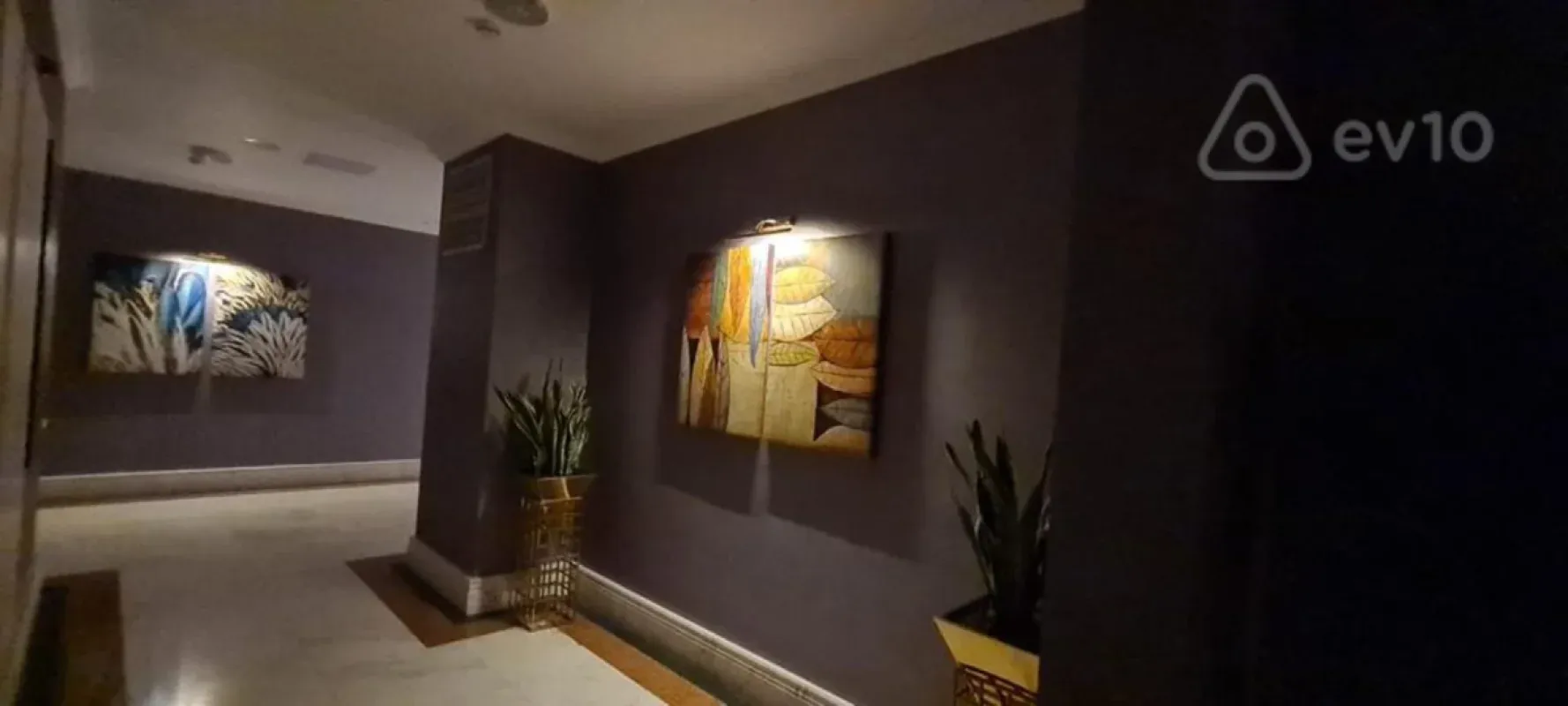 Kirayə verilir 5 otaqlı yeni tikili 246 m²