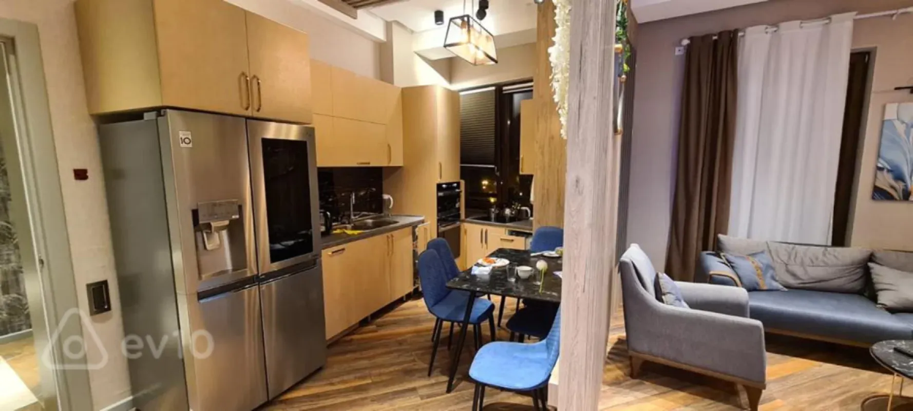 Kirayə verilir 5 otaqlı yeni tikili 246 m²