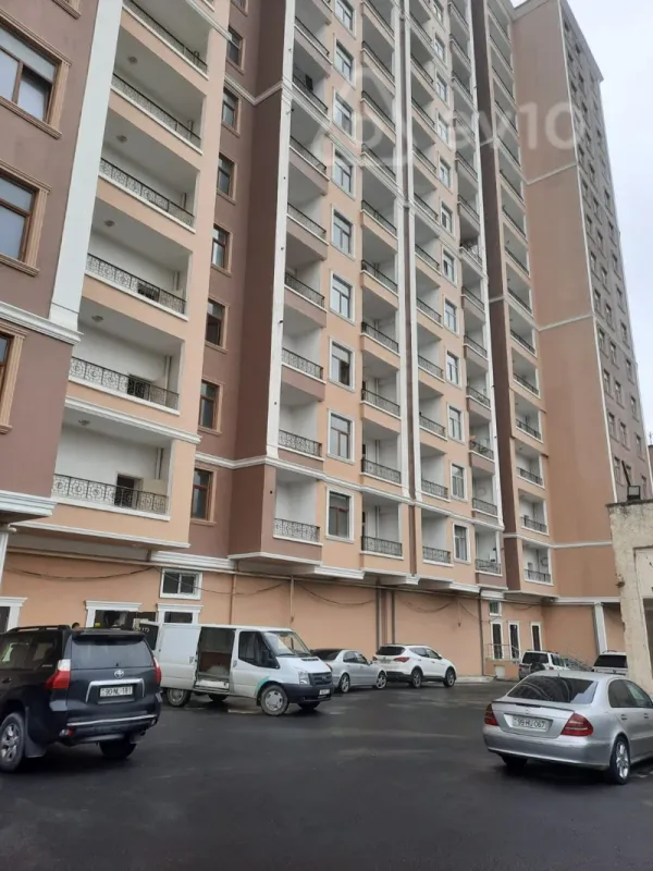 Kirayə verilir 4 otaqlı yeni tikili 124 m²