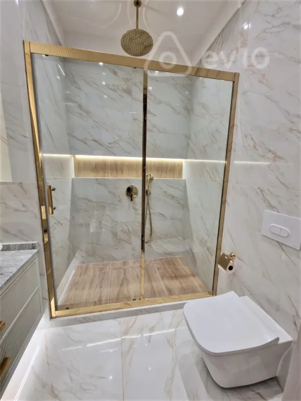 Kirayə verilir 3 otaqlı yeni tikili 160 m²