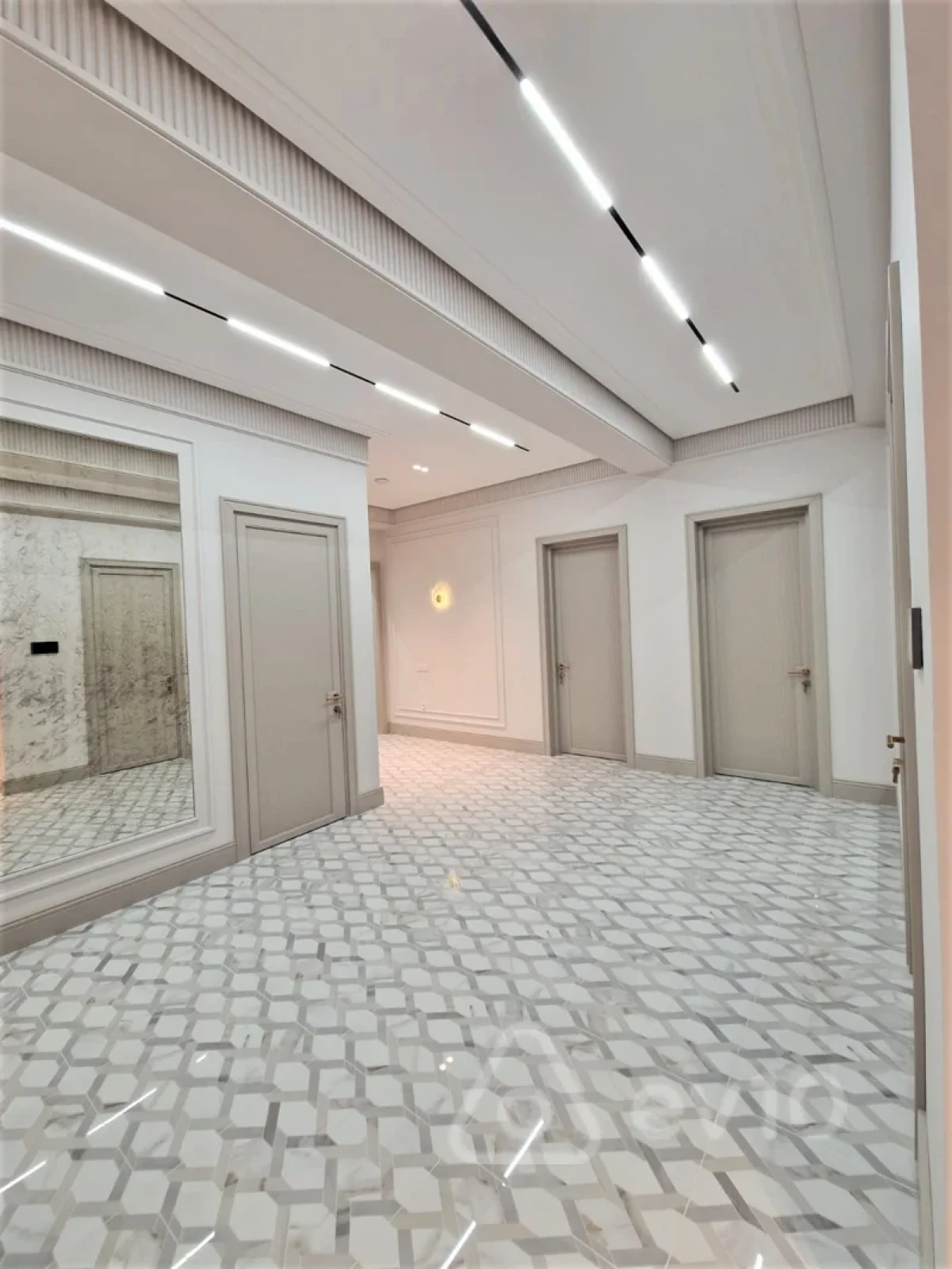 Kirayə verilir 3 otaqlı yeni tikili 160 m²