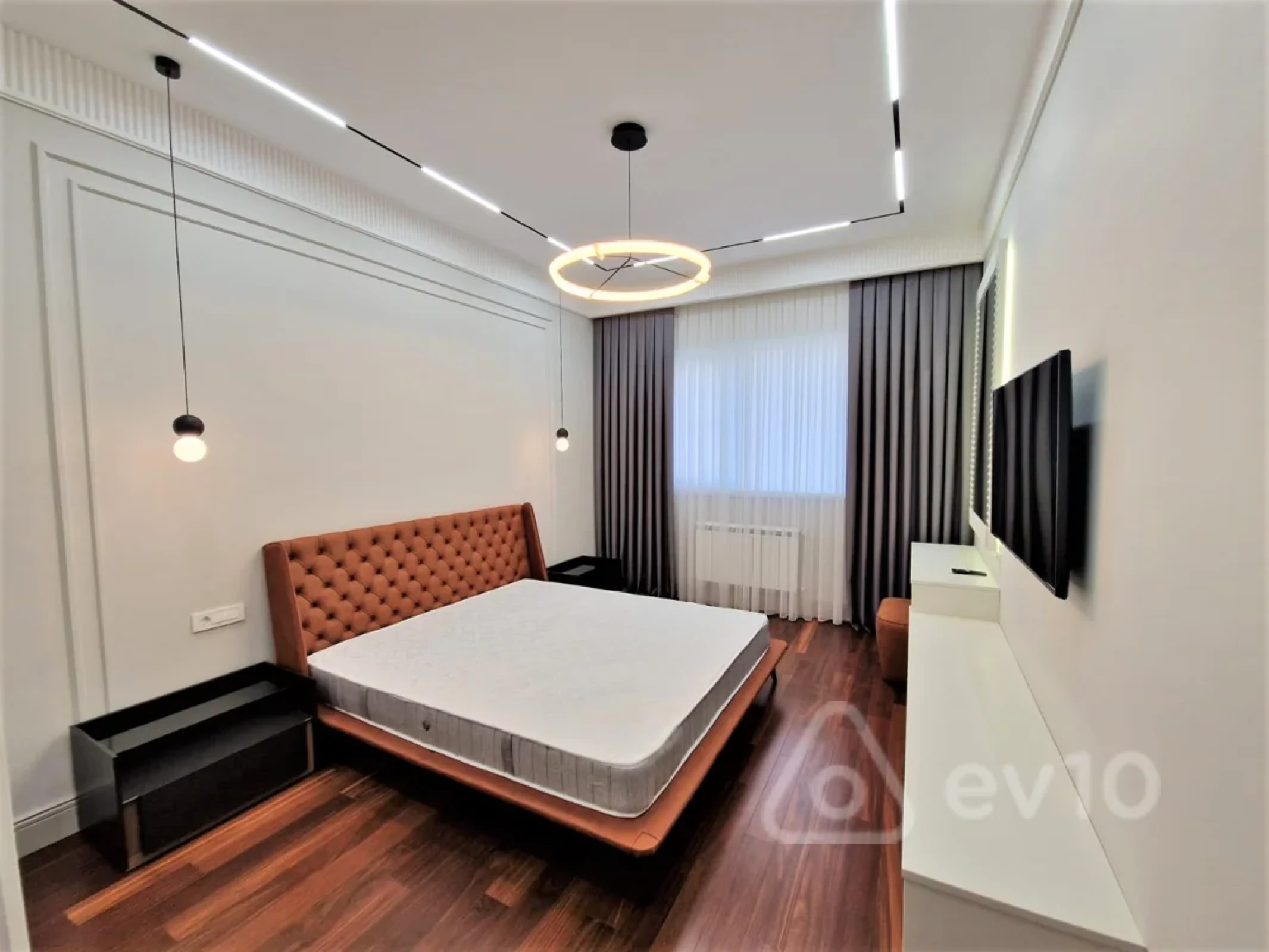 Kirayə verilir 3 otaqlı yeni tikili 160 m²