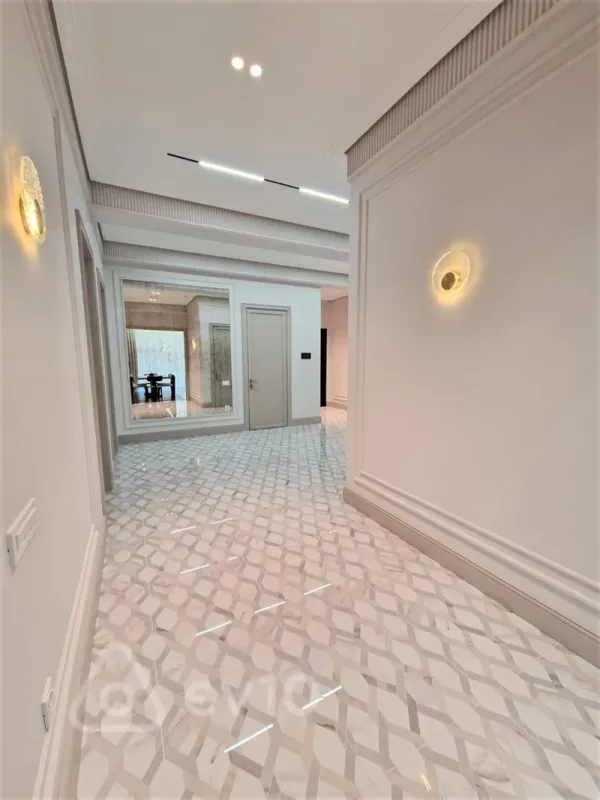 Kirayə verilir 3 otaqlı yeni tikili 160 m²