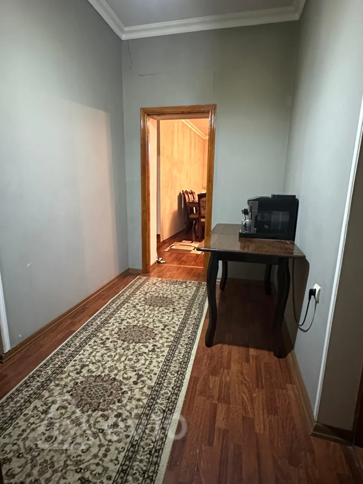 Satılır 5 otaqlı həyət evi 180 m²