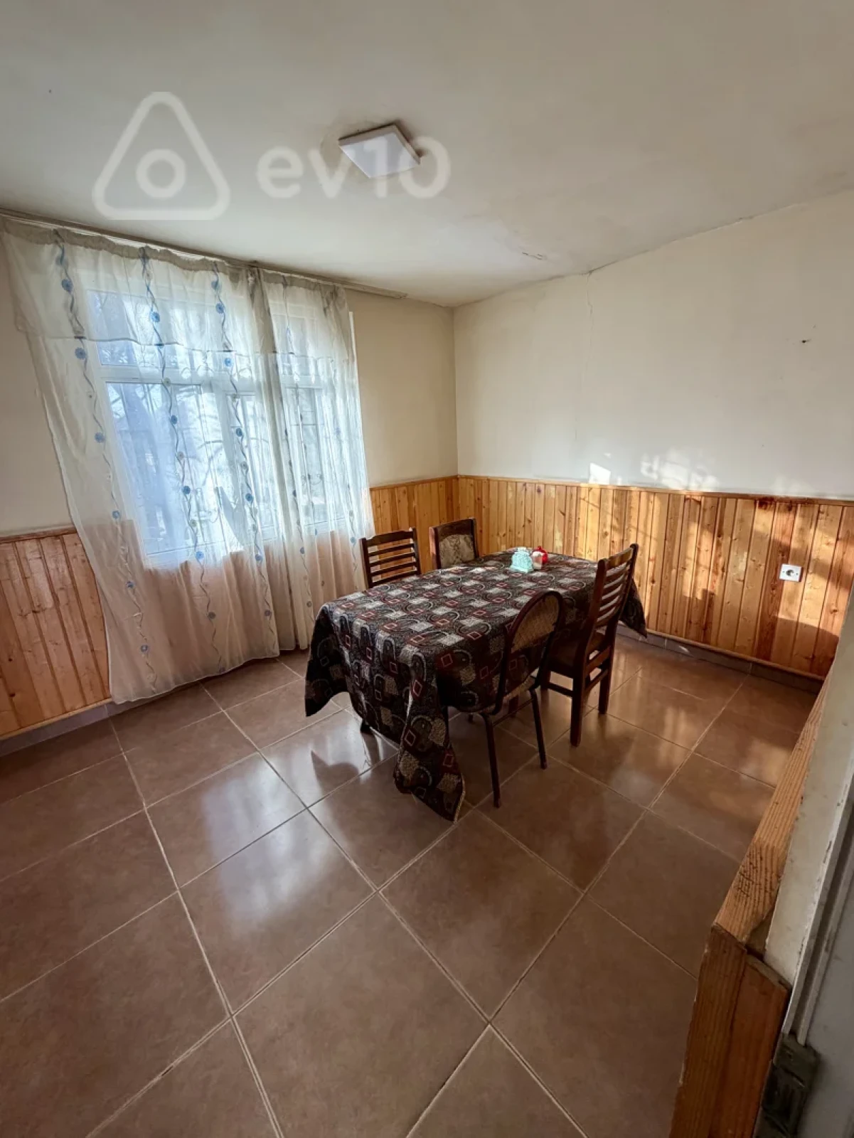 Satılır mənzil 800 m²