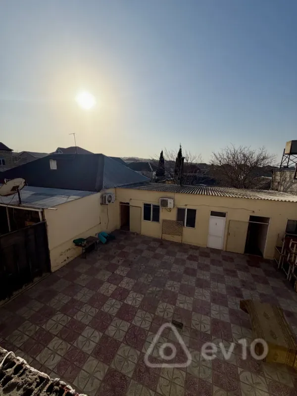 Satılır mənzil 800 m²