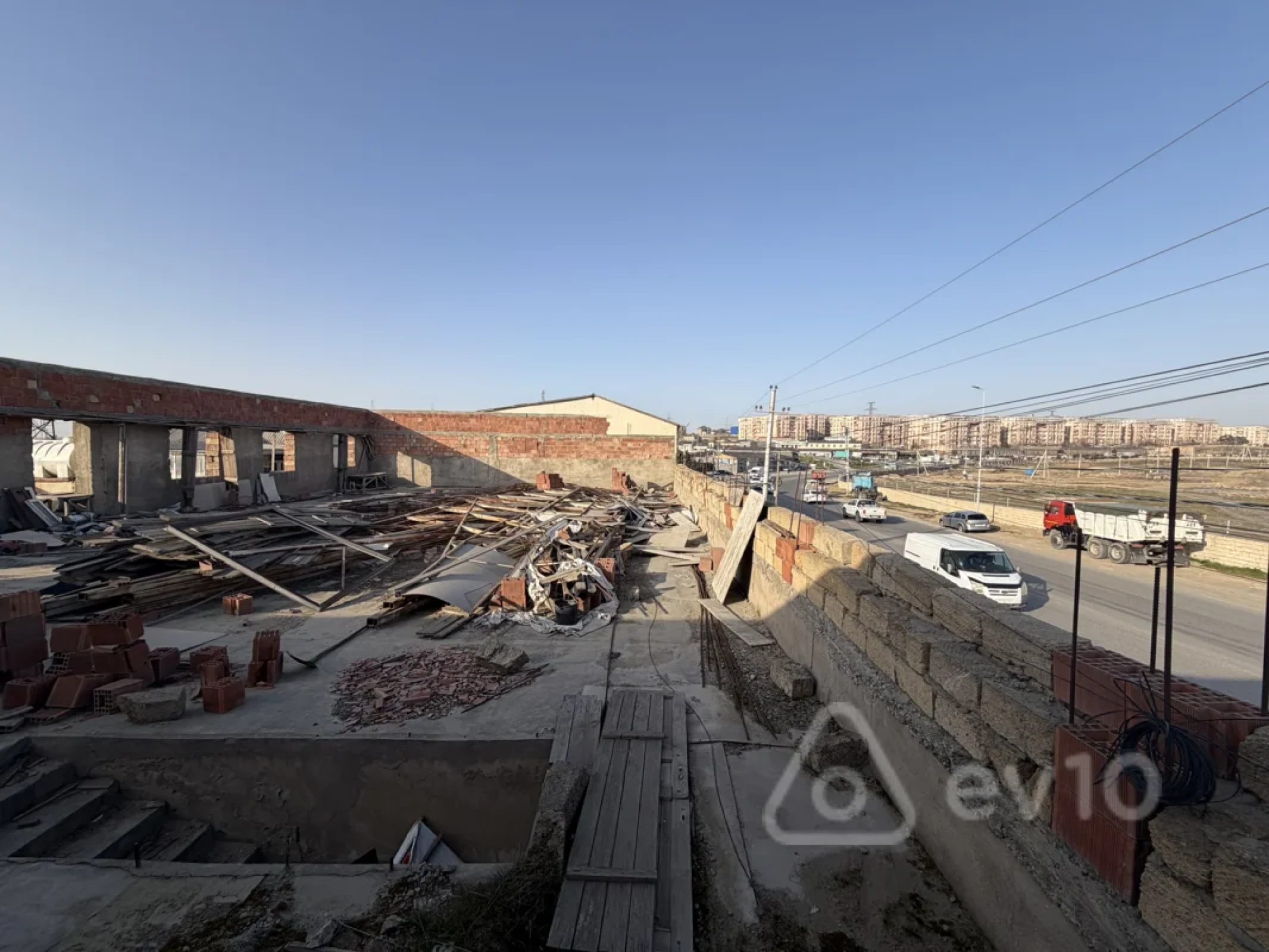 Satılır mənzil 800 m²