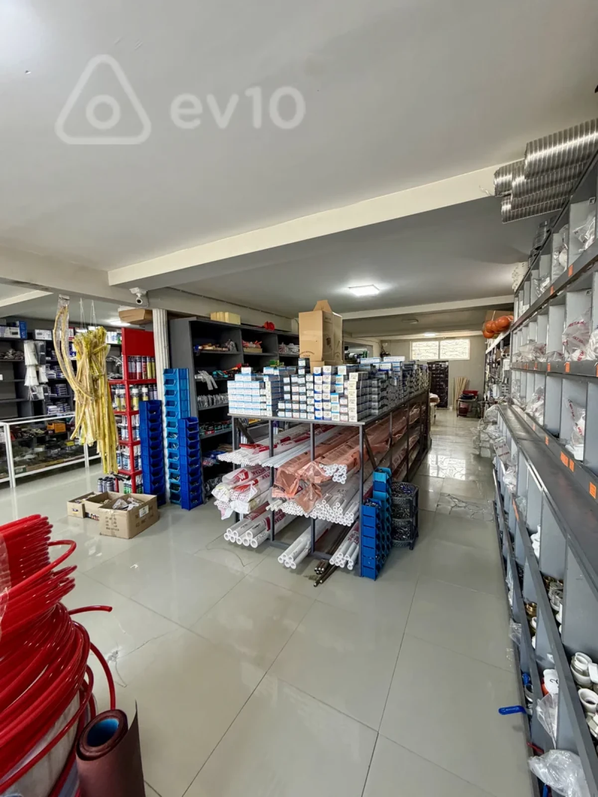 Satılır mənzil 800 m²