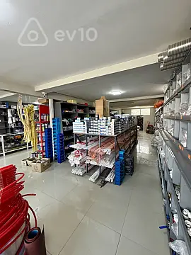 Satılır mənzil 800 m²