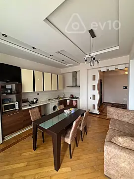 Kirayə verilir 2 otaqlı yeni tikili 78 m²