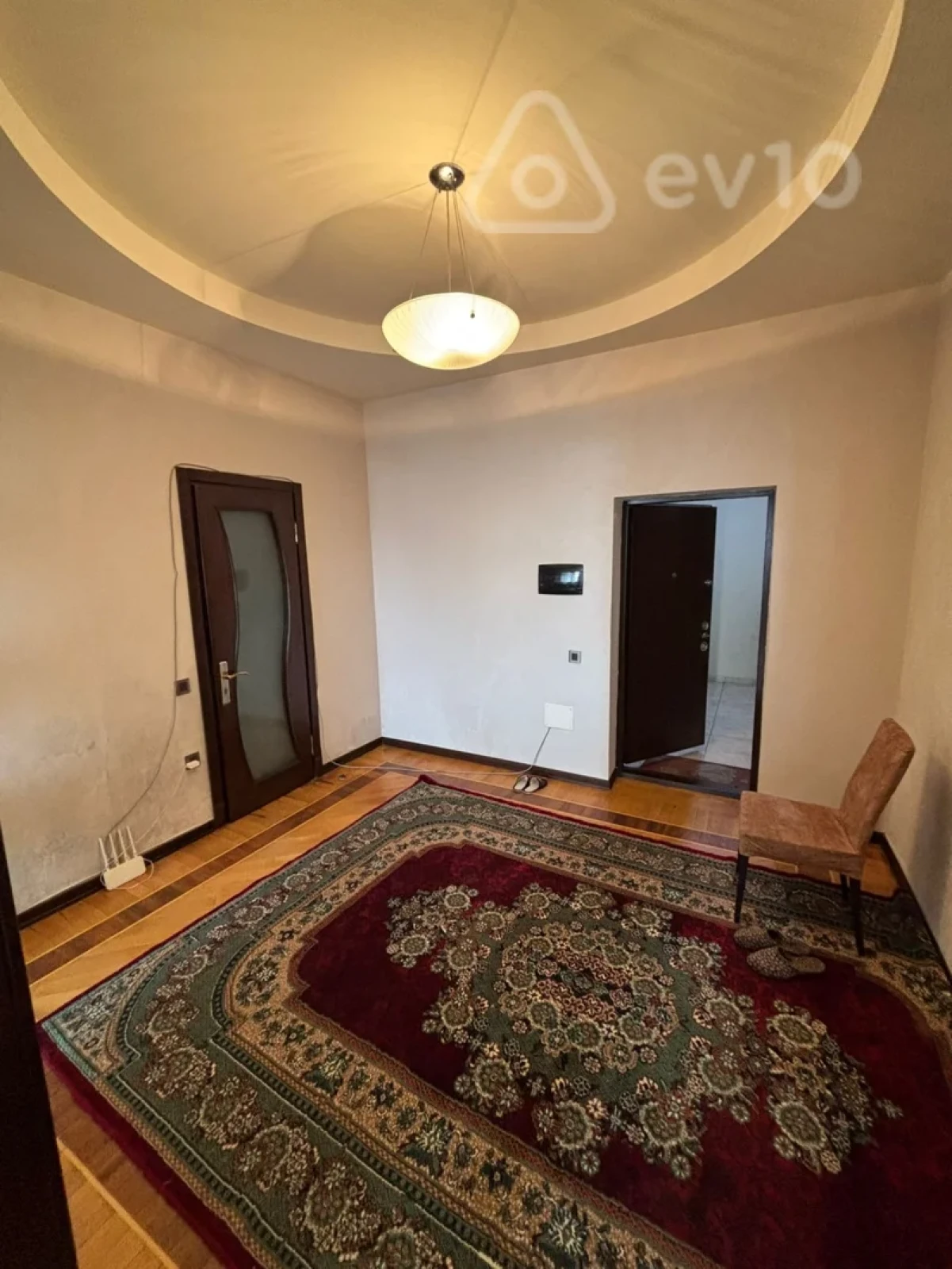 Kirayə verilir 2 otaqlı yeni tikili 78 m²