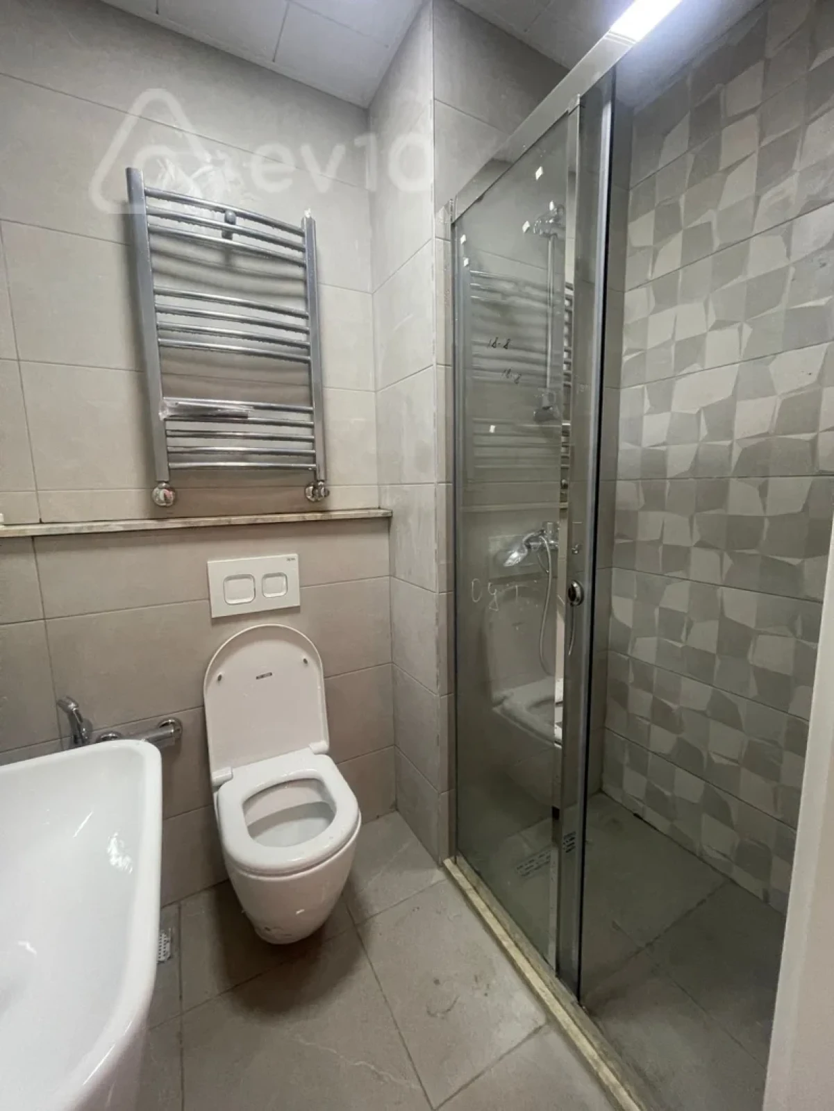 Kirayə verilir 2 otaqlı yeni tikili 55 m²