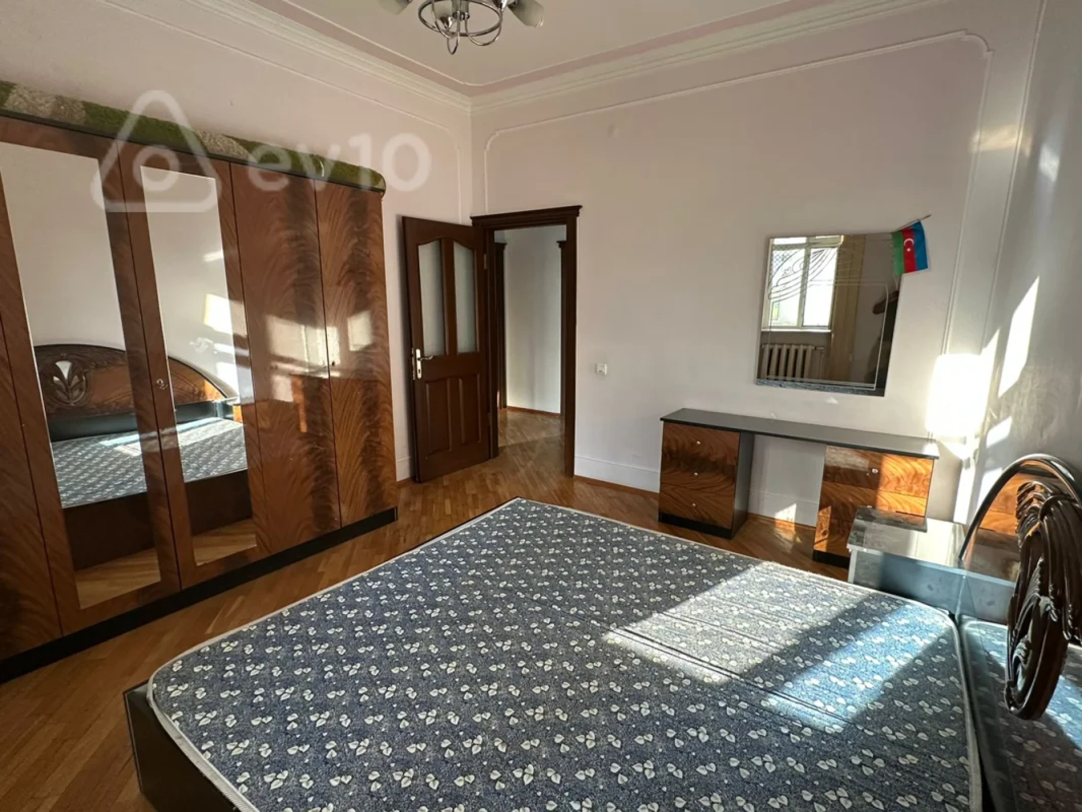 Kirayə verilir 2 otaqlı yeni tikili 70 m²