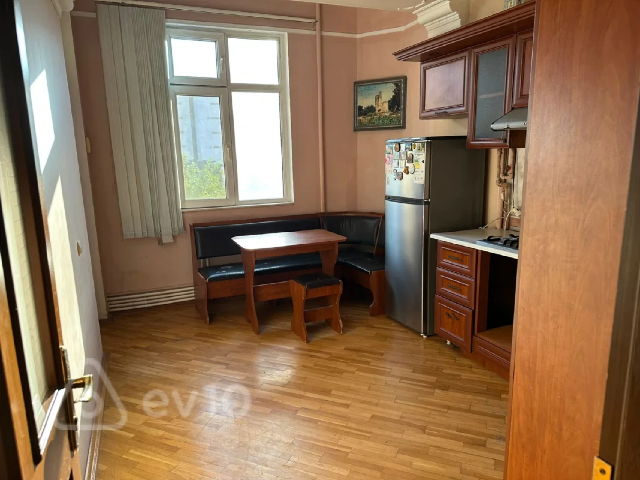 Kirayə verilir 2 otaqlı yeni tikili 70 m²