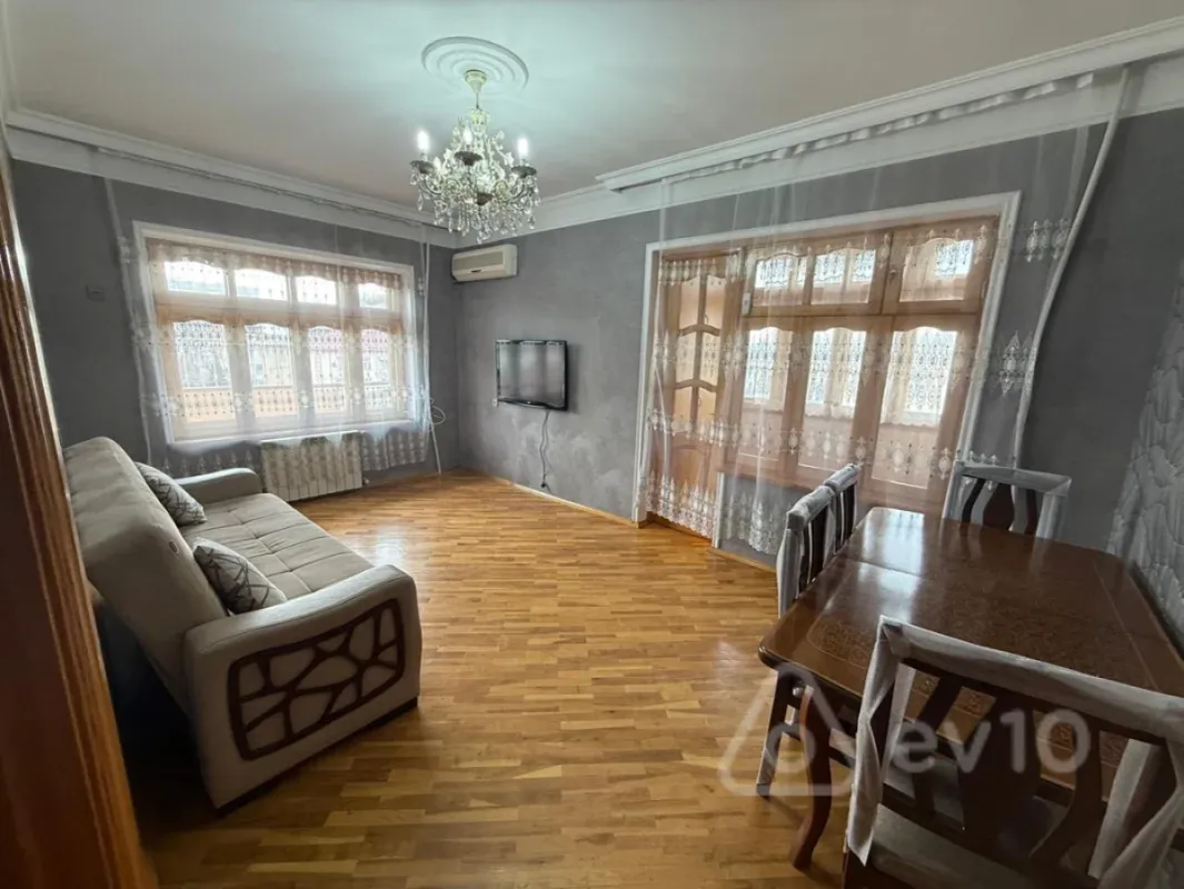 Kirayə verilir 2 otaqlı yeni tikili 60 m²