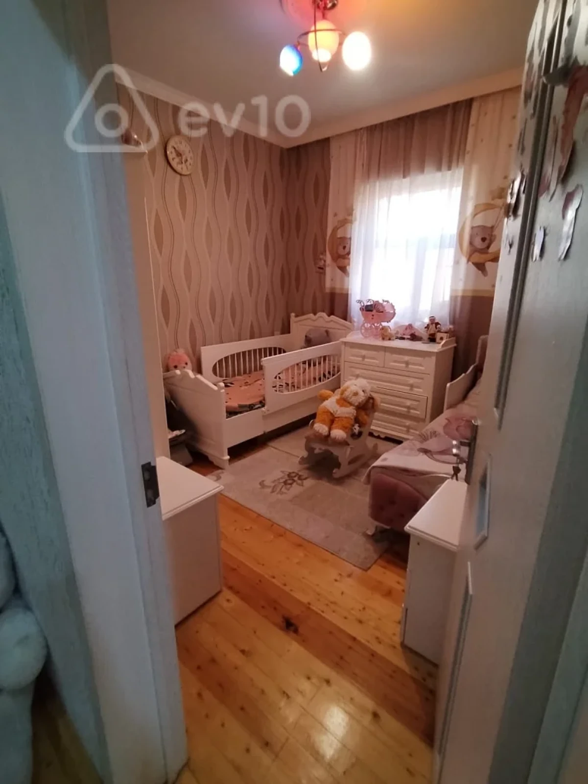 Satılır 4 otaqlı həyət evi 120 m²