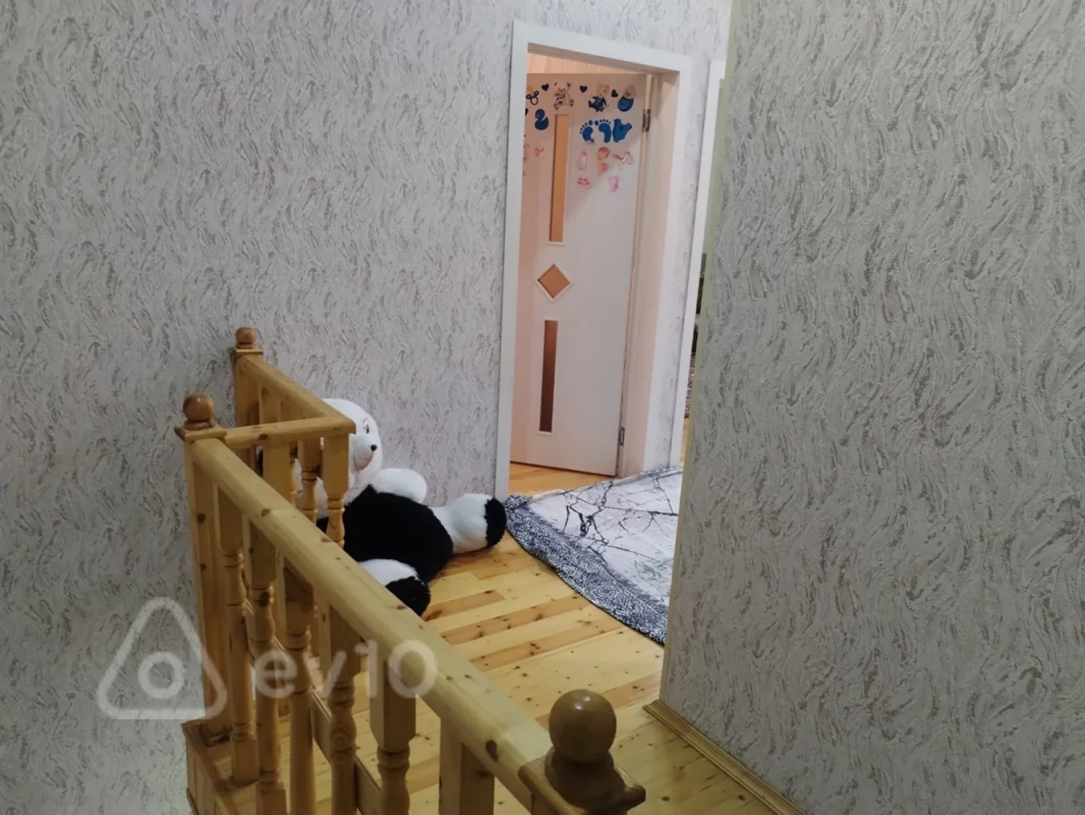 Satılır 4 otaqlı həyət evi 120 m²
